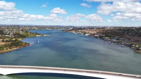 Hyperlapse of the bridge over lake paranoá - Brasília Video stock 281331598