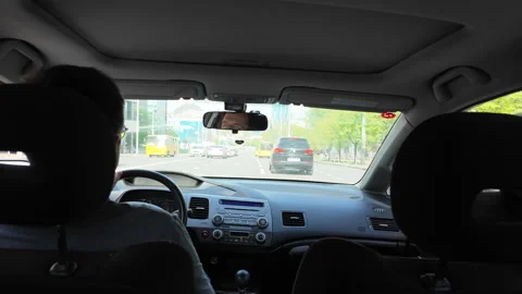 Hyperlapse of a car driving through the city from back seat Stock-Footage 312812358