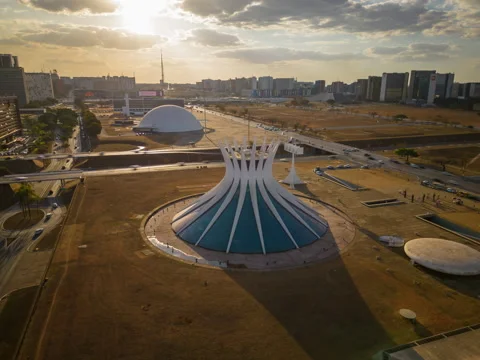 Hyperlapse Catedral de Brasília com Sunset Video stock 204158382