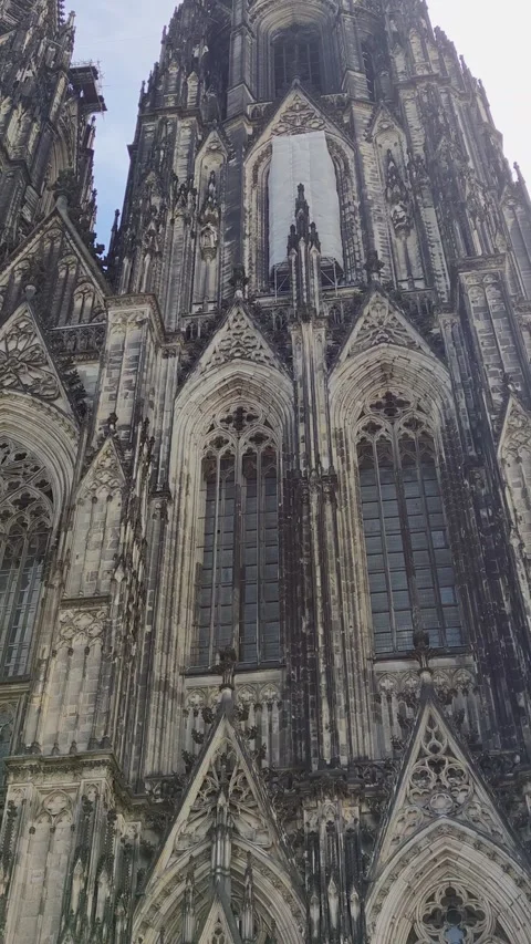 Hyperlapse of Cologne Cathedral. Cologne Cathedral in Germany (Kölner Dom) 動画素材 309566813