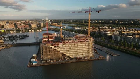 Hyperlapse of a construction site of an appartment residential building with Vídeo Stock 159558481