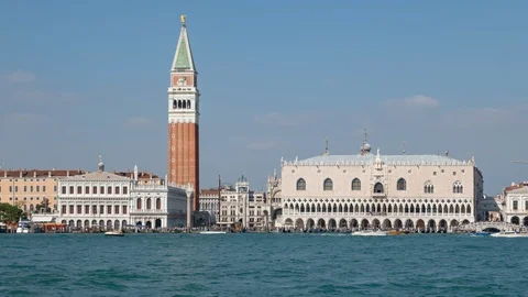 Hyperlapse of Doge's Palace, Venice Stock Footage 117540856
