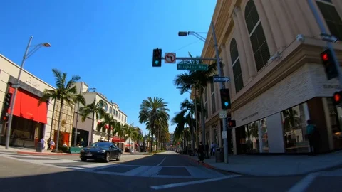 Hyperlapse Drive through Beverly Hills - LOS ANGELES, USA - MARCH 18, 2019 動画素材 107045564