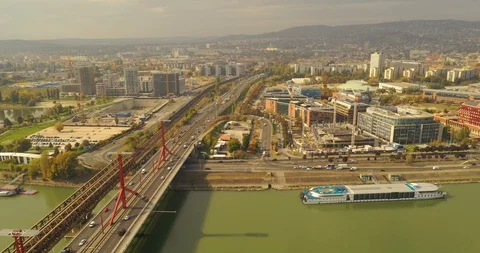 Hyperlapse drone footage above Buapest Vídeos de archivo 122392382