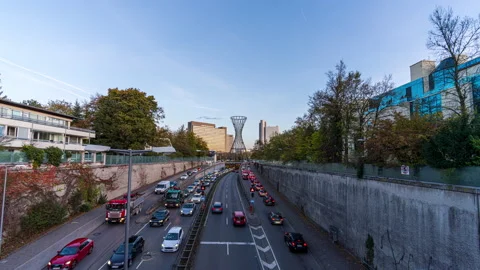 Hyperlapse of Effnerplatz. Mae West is a sculpture in Munich-Bogenhausen Stock-Footage 222925198
