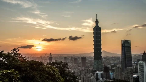 Hyperlapse elevated view landscape building Taipei 101 with sunset. Taiwan-Dan Stock Footage 97754790