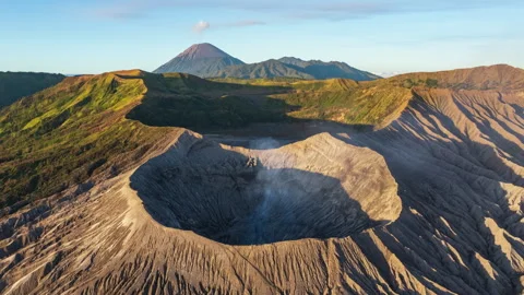 Hyperlapse flying to Bromo volcano at sunrise, Java, Indonesia Stock-Footage 277521444