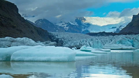 Hyperlapse of a large glacier in a serene, scenic environment in Iceland. Stock Footage 293578925