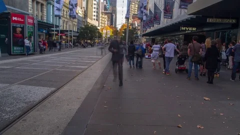 Hyperlapse Melbourne Bourke St Mall Busy People Buskers Trams Autumn Stockbeeldmateriaal 70855784