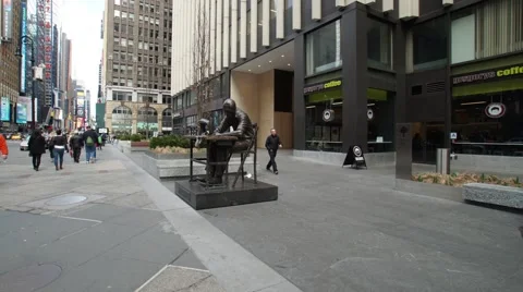 Hyperlapse in Midtown Manhattan in the Garment Disctrict Stock Footage 62566332