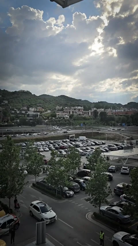 Hyperlapse on a moody day Video stock 311053519