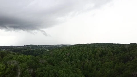 Hyperlapse of mountain clouds in Greeneville Tennessee Stock Footage 113537280