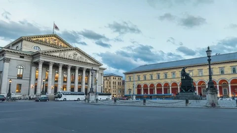 Hyperlapse Opera House in Munich Germany Video stock 75951846