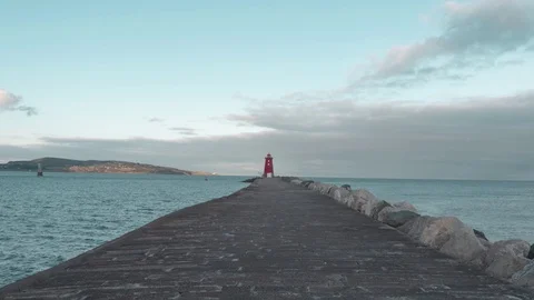 Hyperlapse of Poolbeg Lighthouse 스톡 동영상 122855100