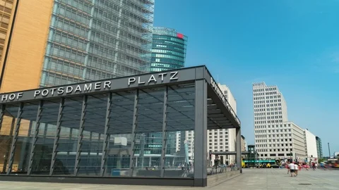 Hyperlapse of the Potsdamer Platz (Potsdam Square) is an important public square Video stock 111662844