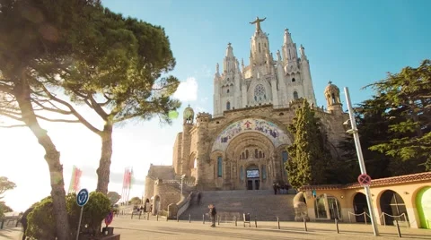 Hyperlapse of Sagrat Cor, a church located in Mount Tibidabo, Barcelona. Stock Footage