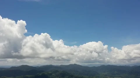 Hyperlapse of storm clouds forming Video stock 131211561