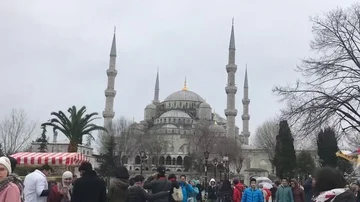 Hyperlapse of Sultan Ahmed Blue Mosque in Istanbul, Turkey Stock Footage 85692383