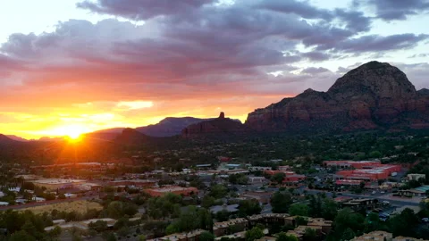 A hyperlapse of the sun setting over Sedona as traffic bustles. The sun Stock Footage 148148029