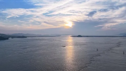 Hyperlapse of sunrise over Yeongjong Grand Bridge Stock Footage 330833251