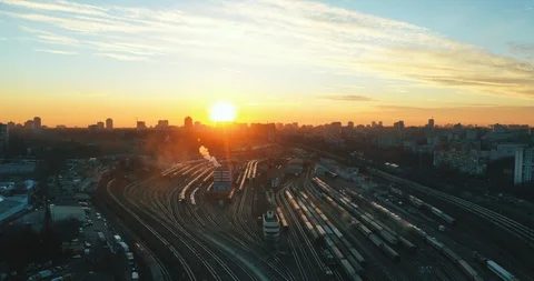 HyperLapse : Sunset at the central railway station  Video stock 109670299