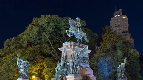 Hyperlapse timelapse of horse statute in retiro, Buenos Aires, argentina Stock Footage 95921923