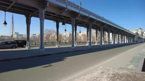Hyperlapse timelapse people and traffic in Paris Stock Footage 171565979