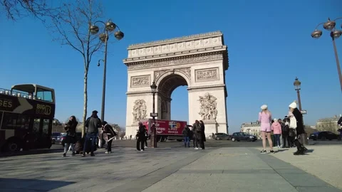 Hyperlapse timelapse people arc de triomphe Stock Footage 171561907