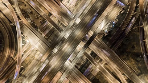 Hyperlapse timelapse of traffic on the highway (urban transportation) 89766112