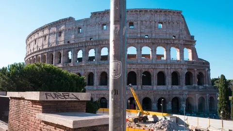 Hyperlapse towards the Colosseum, also known as the Flavian Amphitheater, built Stock-Footage 93744595