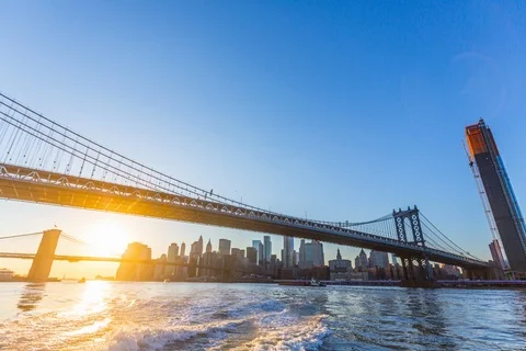 Hyperlapse under the Manhattan bridge Stock Footage 123048047