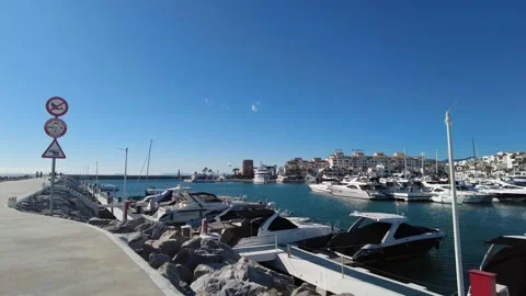 Hyperlapse walk in a marina. Stock Footage 202573574