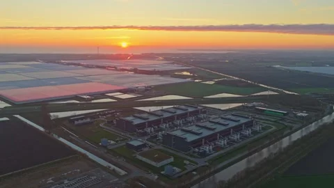 Hyperscale data center with ai infrastructure at sunrise Видео 331201090