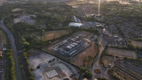 Hyperscale data center building bracknell berkshire expanding cloud Stock Footage 348335326