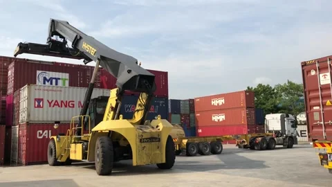 Hyster handling container_4 Stock-Footage 134126924