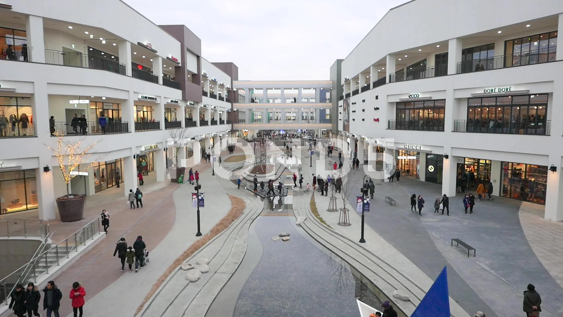 ecco toronto premium outlet