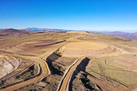 I open pit mine leaching pad Stock Photos