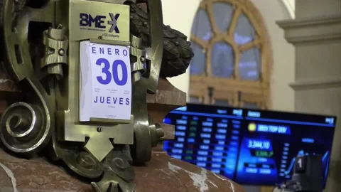 IBEX 35 rises 1.08% and extends 2008 highs above 12,400 after ECB meeting, Madri Stock Footage 300485572