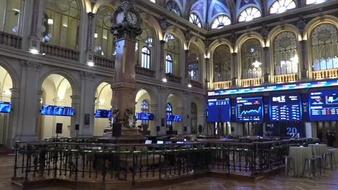 IBEX rises 0.39% after opening promoted by Telefónica, awaiting consumer data, M Stock Footage 259175353