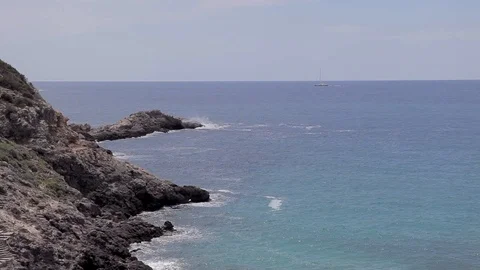 Ibiza cliffs, Image made from the top of an ibiza cliff 動画素材 106310640