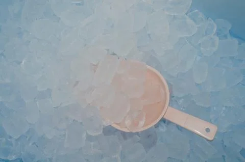 Ice in the bucket Fotos de archivo