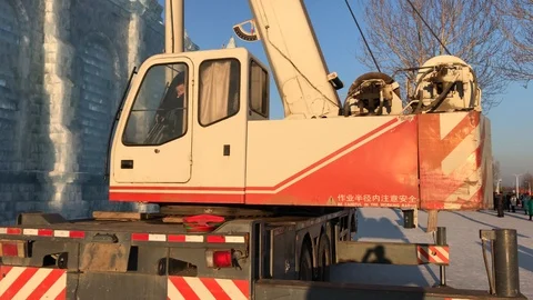 Ice building construction site 動画素材 104327927