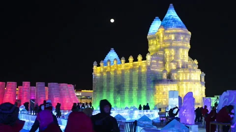 Ice building in Harbin Ice and Snow World Vídeo Stock 85774652