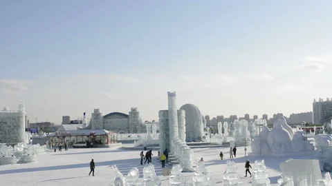 Ice building in Harbin Ice and Snow World 動画素材 85818845