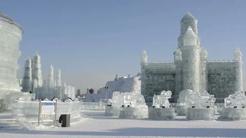Ice building in Harbin Ice and Snow World Видео 85818863