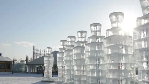 Ice building in Harbin Ice and Snow World Vídeo Stock 85819983