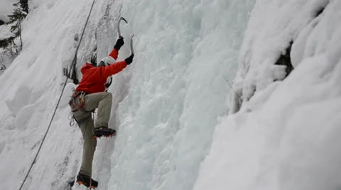 Ice climber 库存影片 24187873