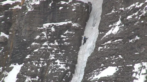 Ice climber makes slow progress. Stock-Footage 36748629