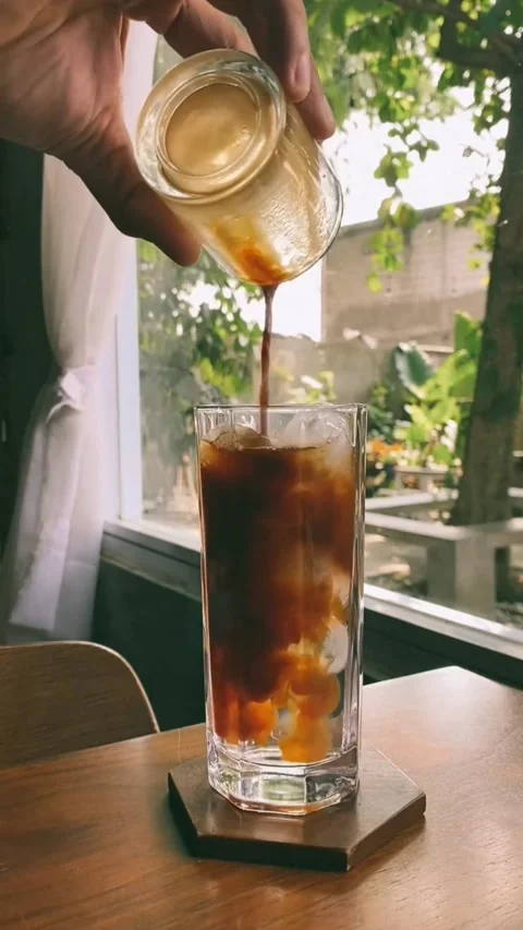Ice coffee Video stock 204092457