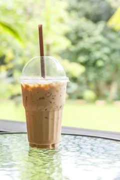 Ice coffee on table in cafe Foto stock
